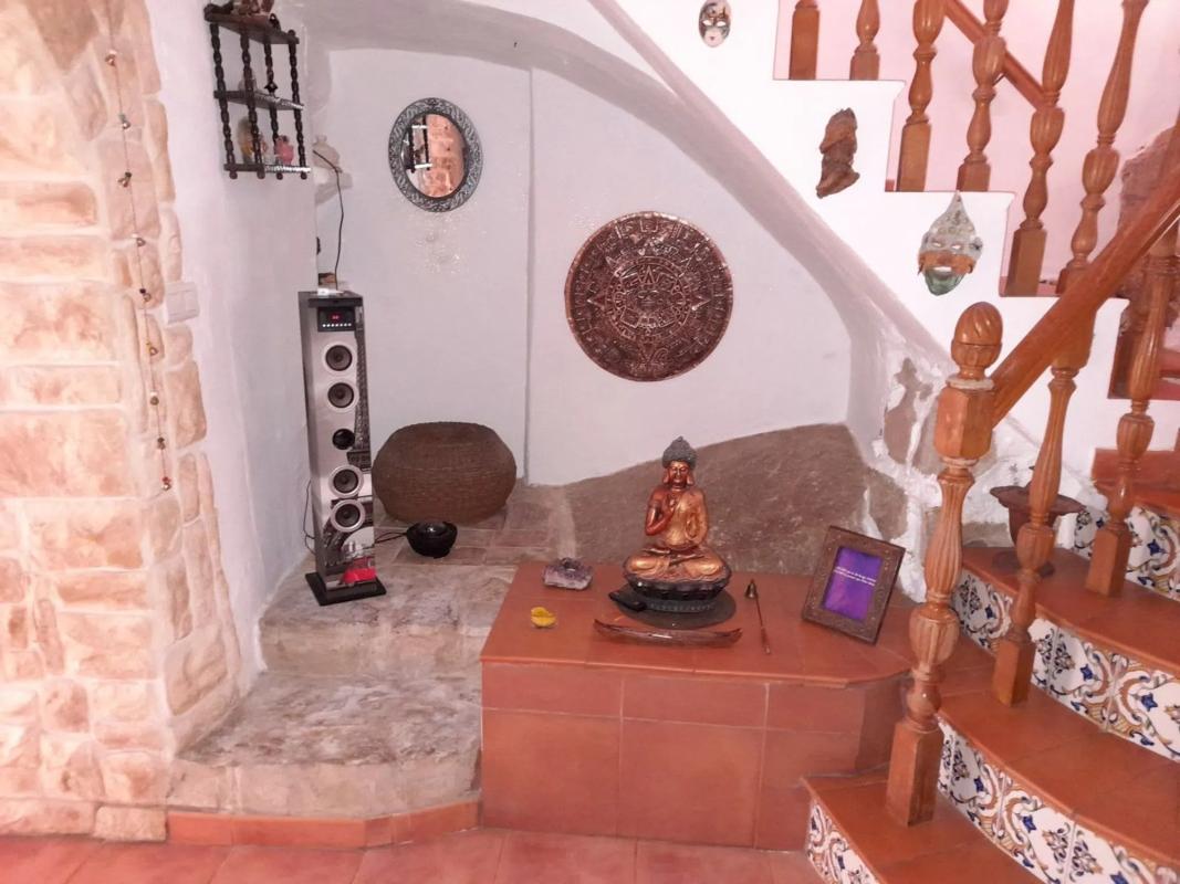 Properties for sale and rent in Spain photo 2