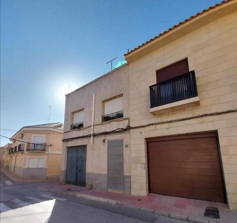 Piso en venta en Calle Salvador Crespo, Monovar
 photo 1