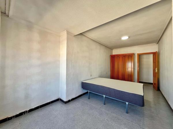Apartment for sale in  Avenida de la Constitución s/n, Novelda photo 4