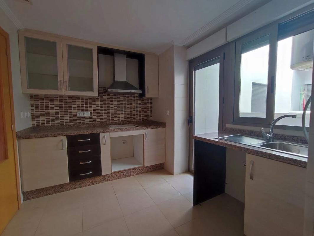 Venta de ático en  Hermanos Kennedy, 39, Monforte del Cid photo 3