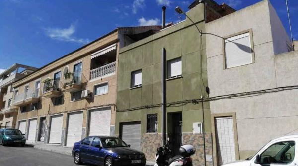 Chalet pareado en calle Caridad photo 2