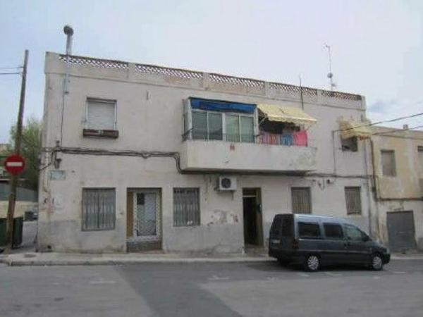 Piso en venta en Calle Miguel Unamuno, Elda
thumbnail 1