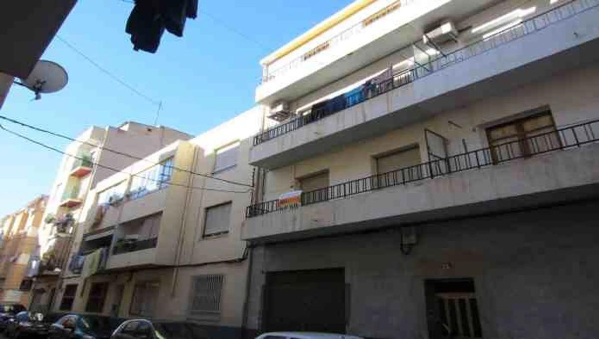 Sale of apartment in Calle Villena, Elda
photo 1