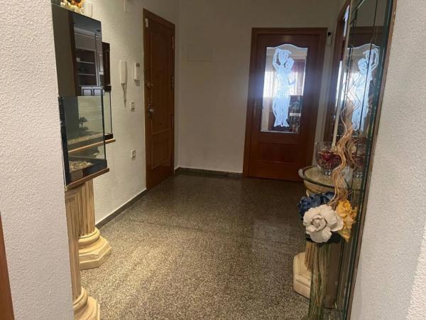 Apartment for sale in  Piso en Petrer, Petrer photo 3