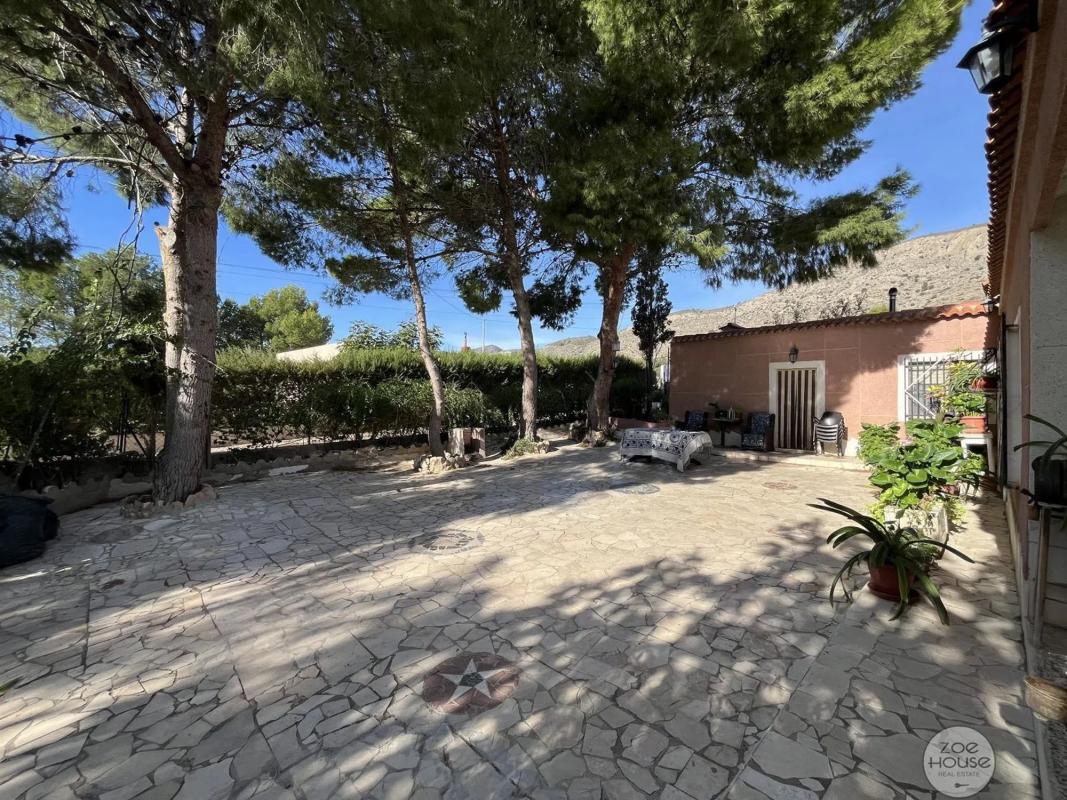 Properties for sale and rent in Spain photo 5