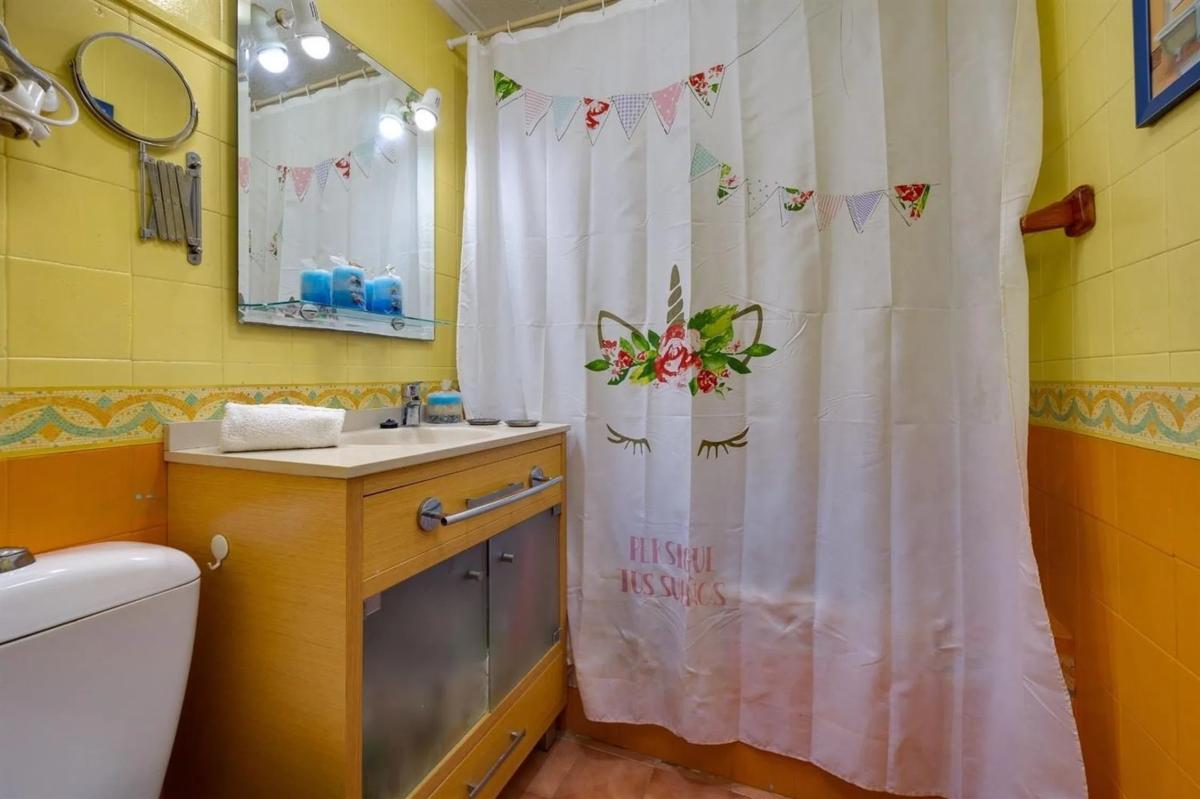 Venta de chalet independiente en Avenida Notario Juan José Martinez Román, Torrevieja
 photo 3