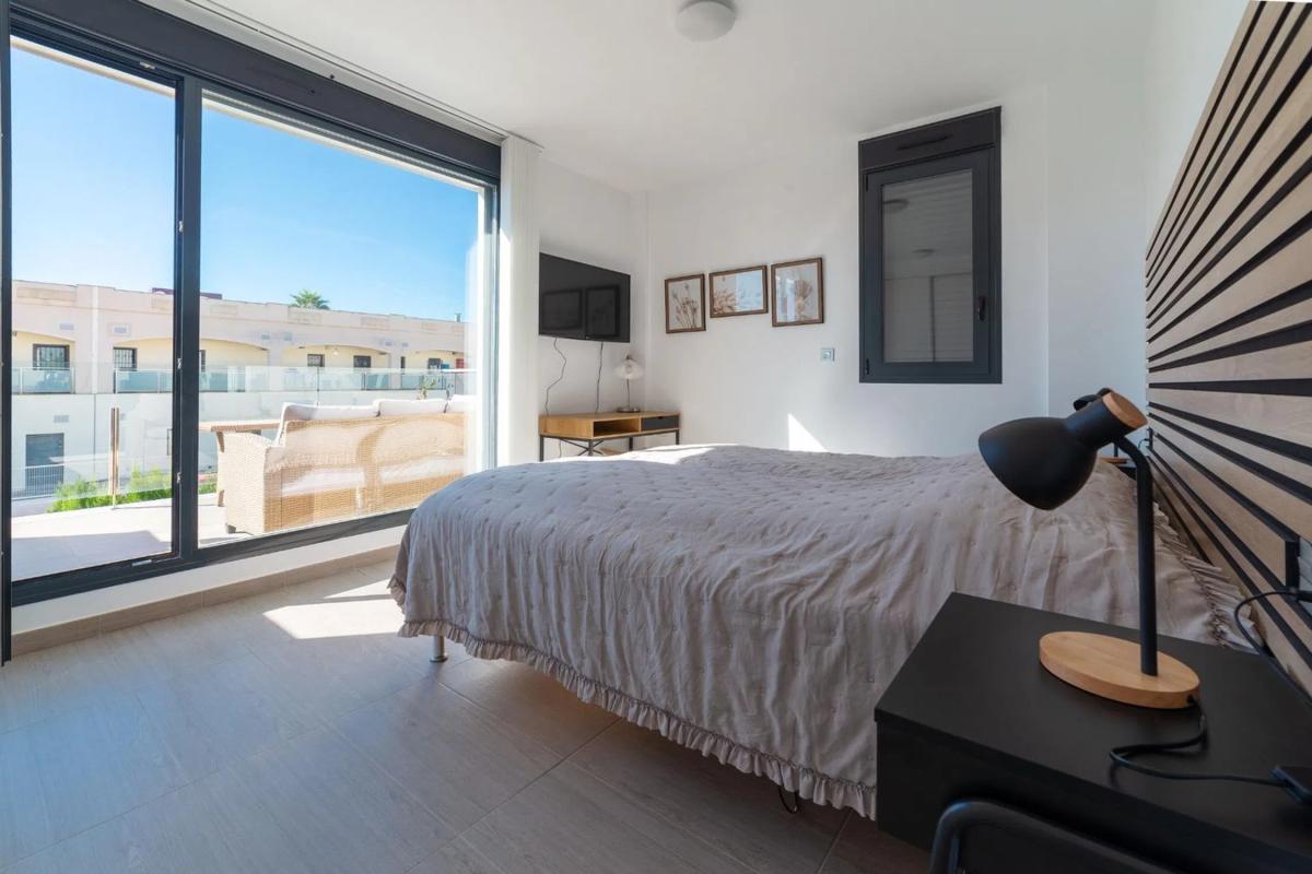 Properties for sale and rent in Spain photo 1