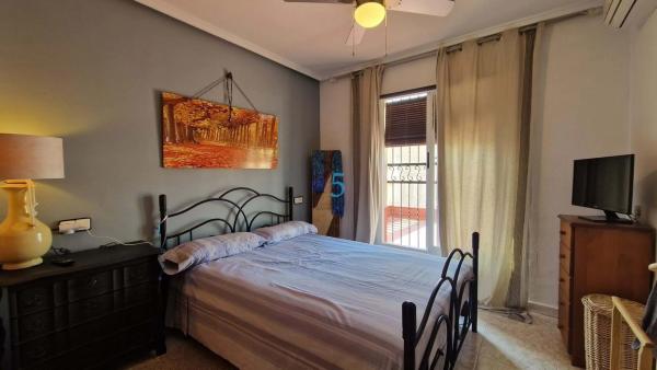 Chalet independiente en venta en Barrio Los Balcones - Los Altos del Edén, Torrevieja
 photo 4
