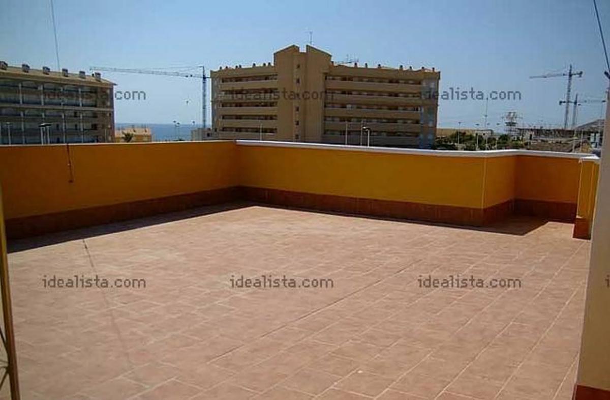 Propiedades en venta y alquiler en España photo 1