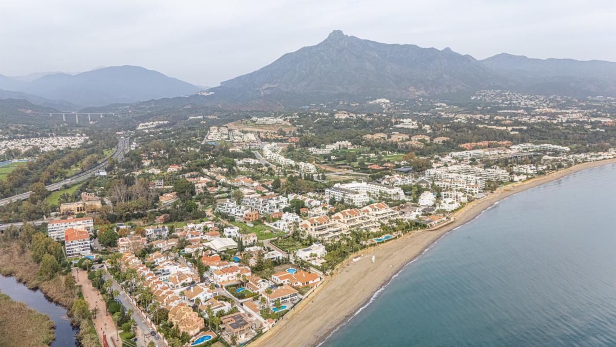 Obra nueva Villa Río Verde en Marbella (Revista) photo 3