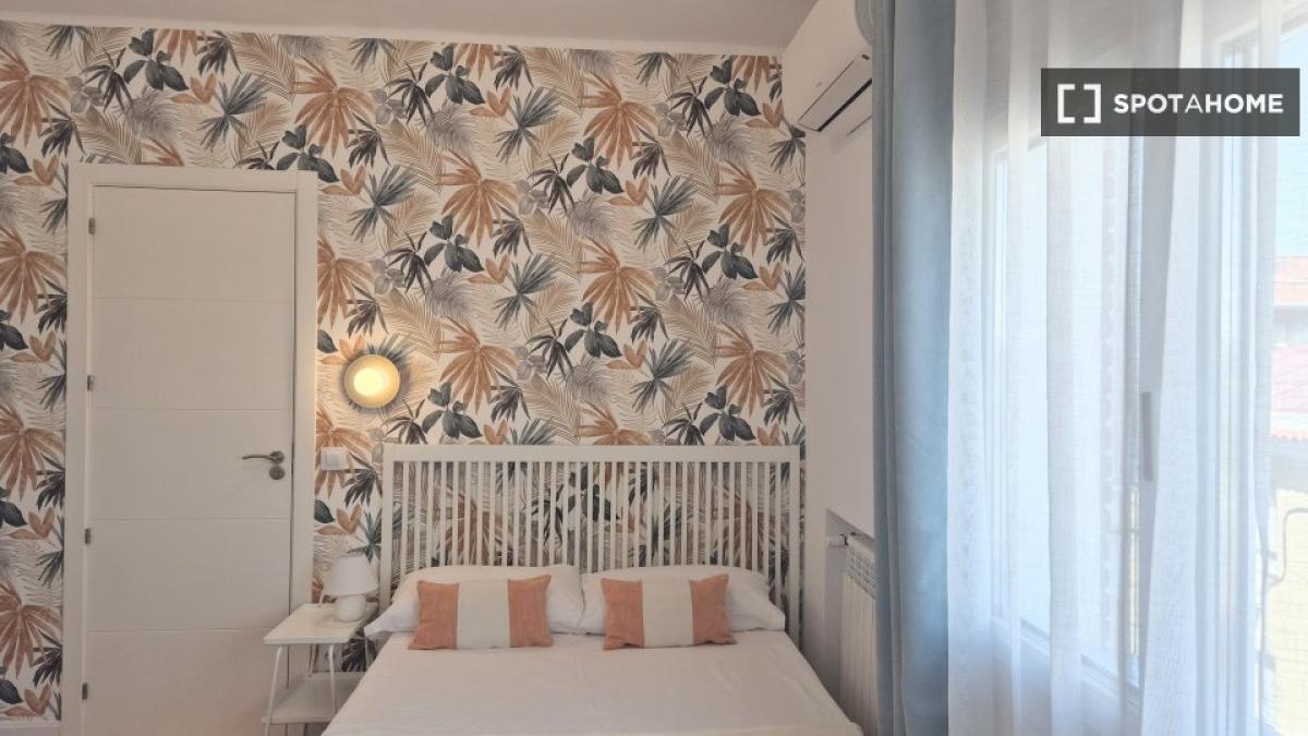 Properties for sale and rent in Spain photo 2