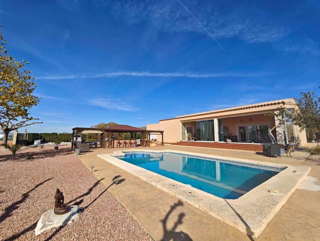 Venta de chalet independiente en Sax, Sax
 photo 3