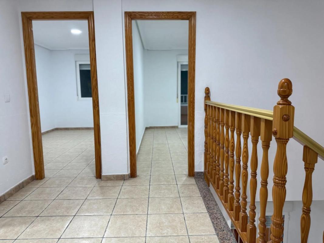 Venta de chalet adosado en  Sax , Sax photo 5