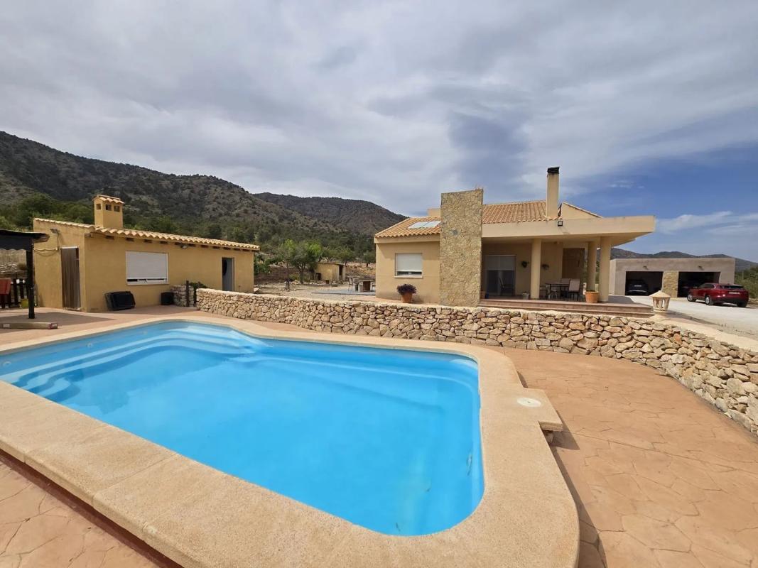Venta de chalet independiente en Salinas, Salinas
 photo 2