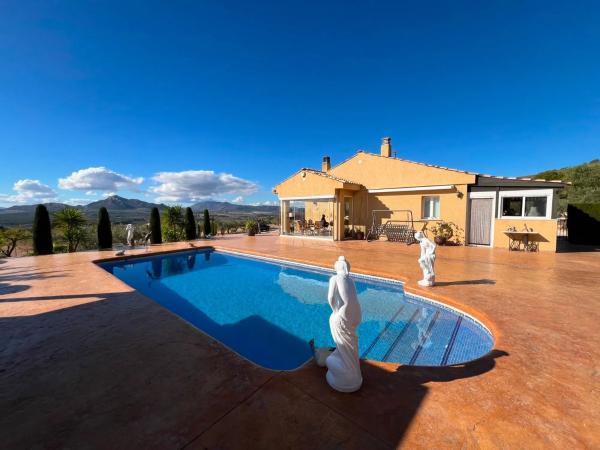 Chalet independiente en venta en Via sense nom, Sax photo 1