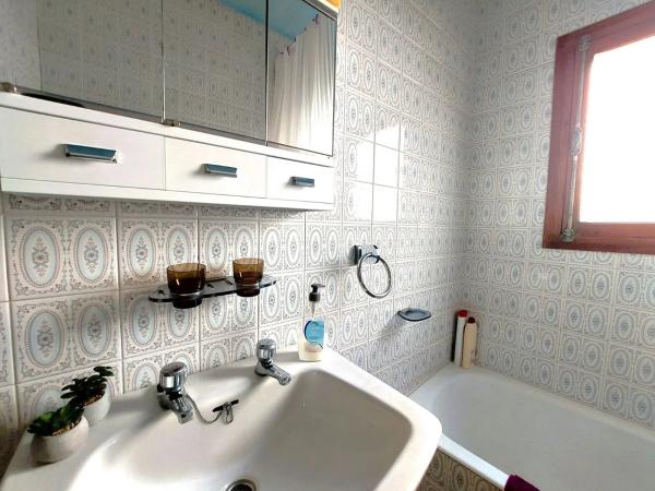 Chalet independiente en venta en Biar, Biar
thumbnail 1