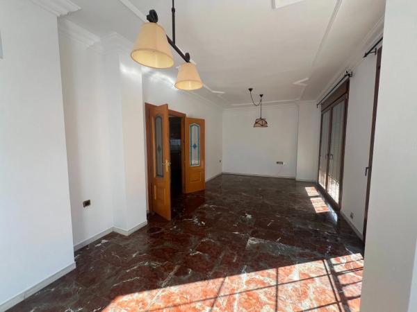 Chalet pareado en calle Maestro Granados photo 2