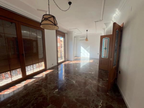 Chalet pareado en calle Maestro Granados photo 3