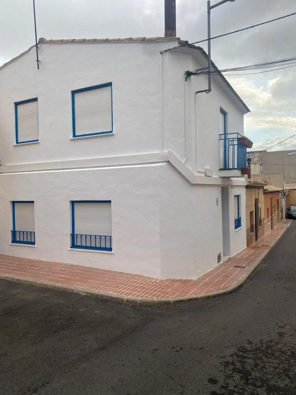 Propiedades en venta y alquiler en España photo 5