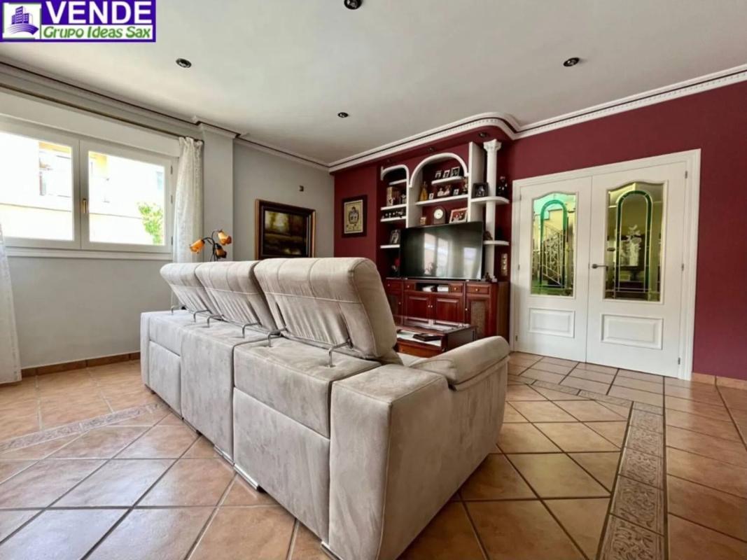 Venta de chalet independiente en Calle Cuba, Sax
 photo 5