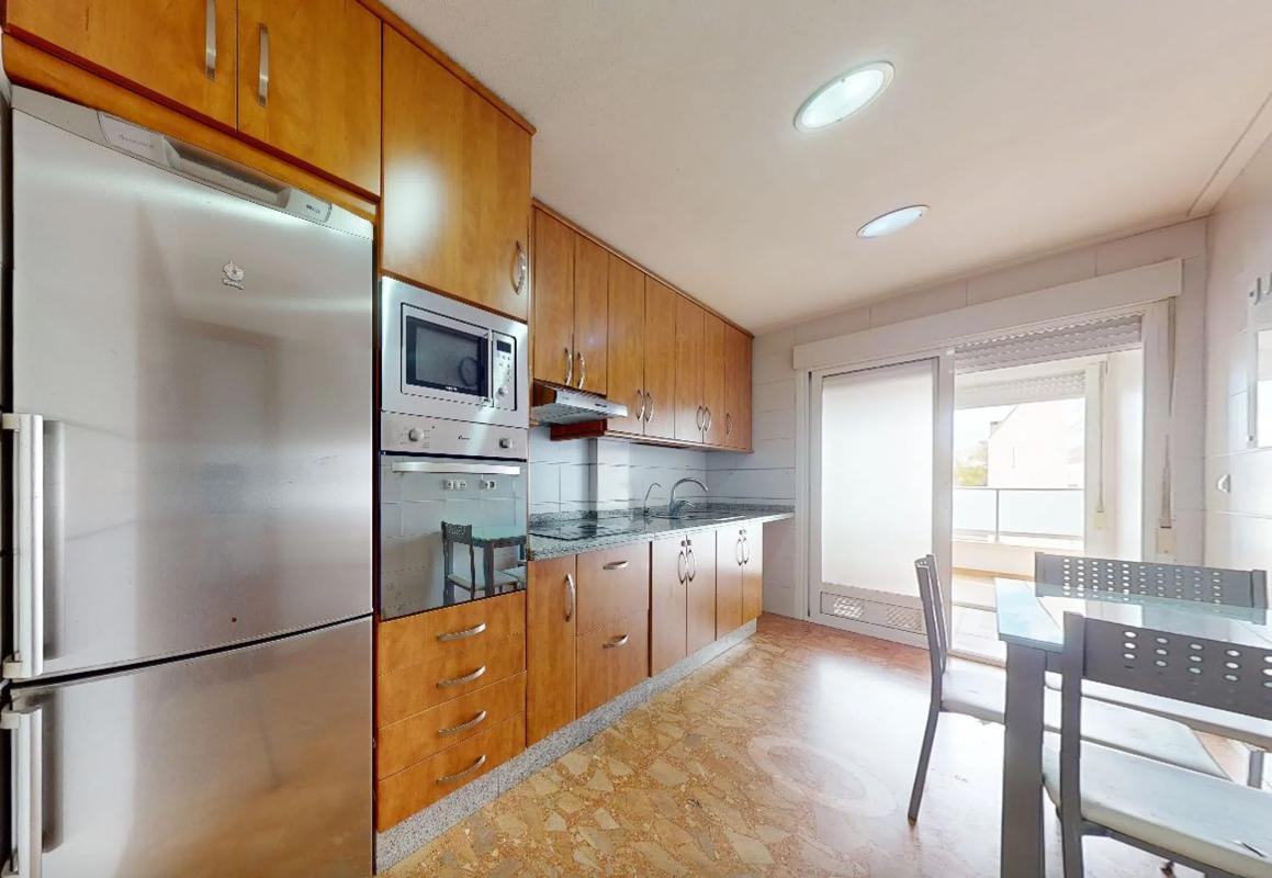 Продажа пентхауса на Calle Juan Canto Rubio, Албате́ра photo 1