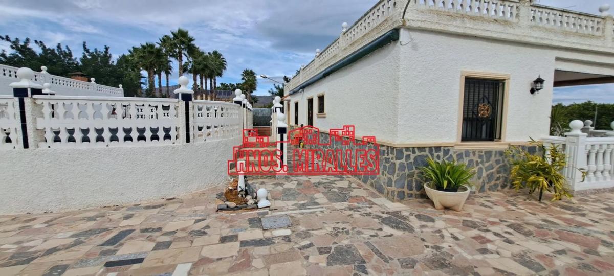 Sale of independent chalet in Albatera, Albatera
 photo 4