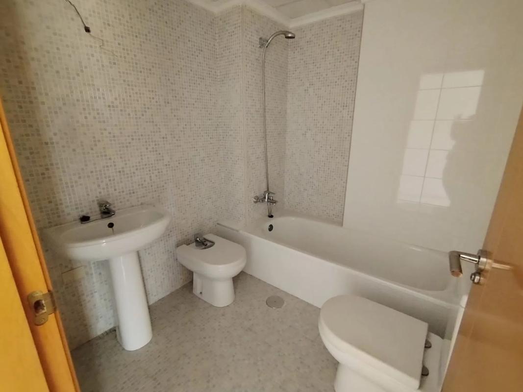 Продажа квартиры на Calle Doctor Gregorio Marañón, Албате́ра
 photo 5
