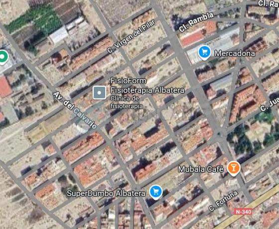 Квартира на продажу на  Calle Maestro Basilio Pardo Segura, Албате́ра photo 1