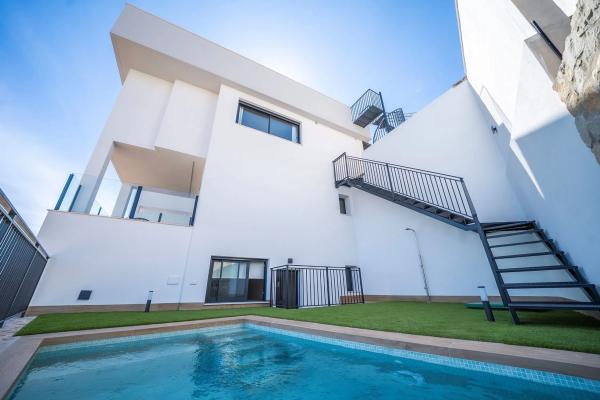 Chalet pareado photo 2