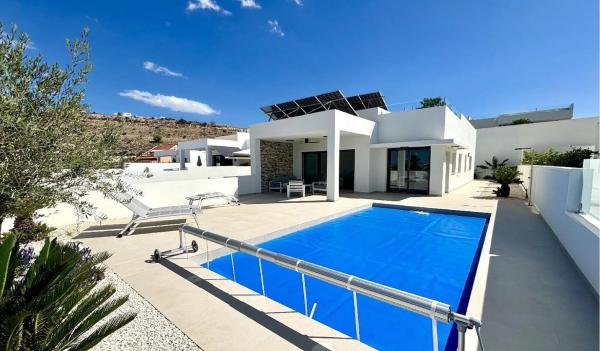 Independent chalet for sale in Benijofar, Benijofar
photo 1