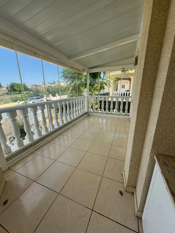 Venta de chalet independiente en Calle Naranjo de Bulnes, Benijofar
photo 1
