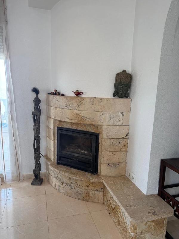 Venta de chalet independiente en Calle Naranjo de Bulnes, Benijofar
photo 4