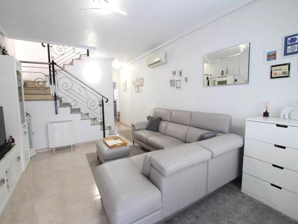 Independent chalet for sale in Calle Teresa de Calcuta, Benijofar
 photo 4