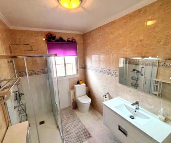 Chalet adosado en venta en Calle Marie Curie, 40 , Benijofar thumbnail 2