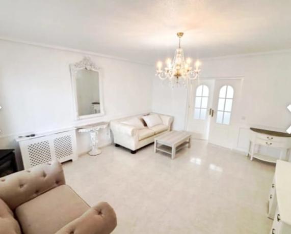 Chalet adosado en venta en  Calle Marie Curie, 40 , Benijofar photo 4