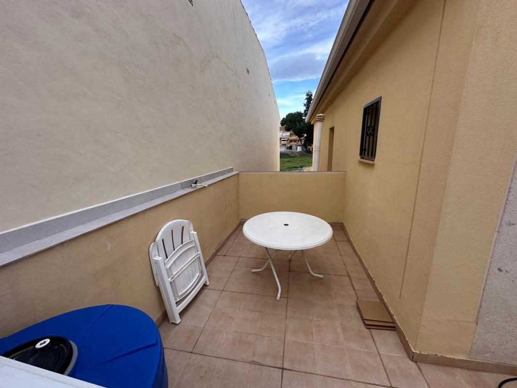 Venta de chalet adosado en  valencia , Bigastro photo 3