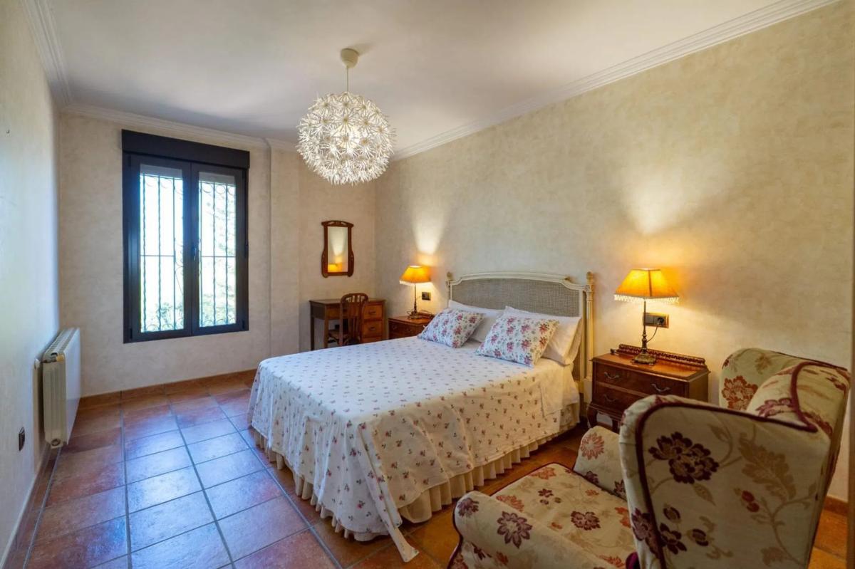 Sale of independent chalet in Calle Santa Bárbara, Catral
photo 3