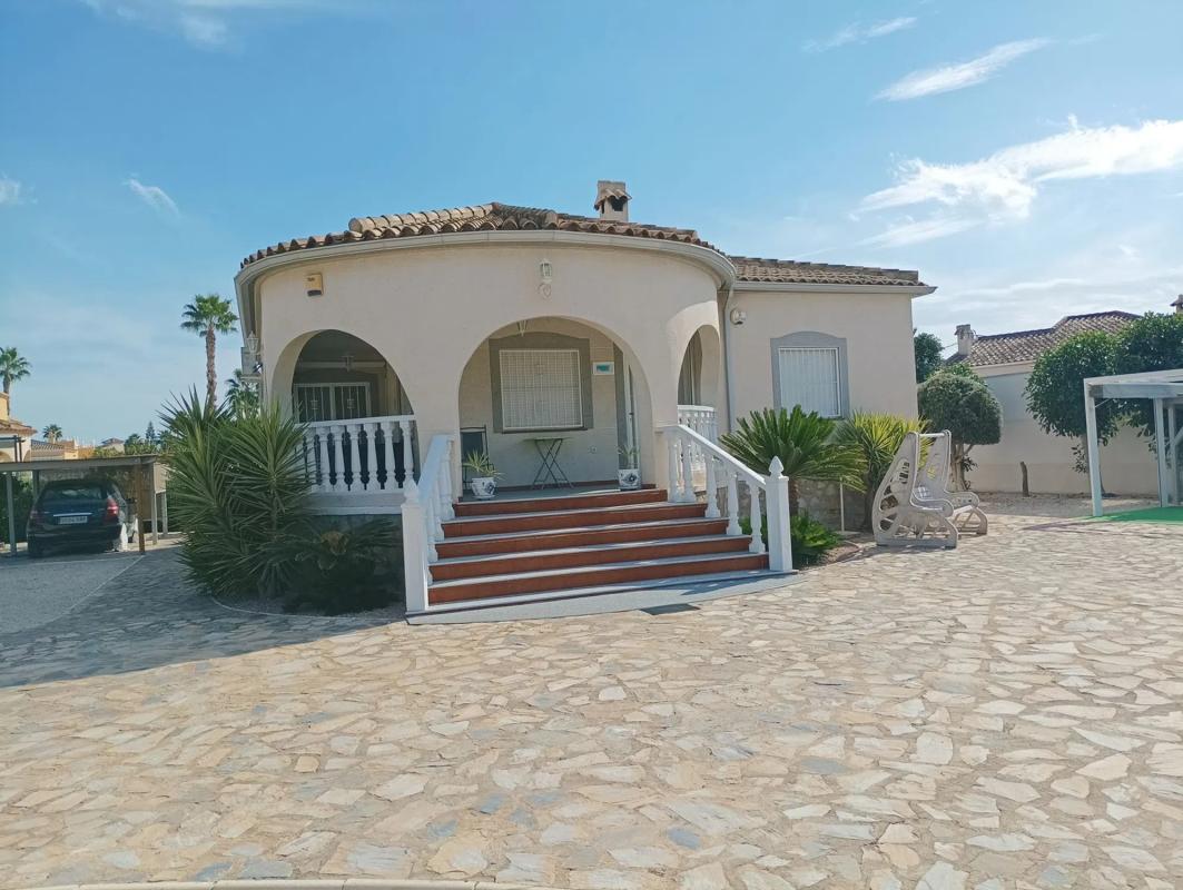 Sale of independent chalet in Catral, Catral
 photo 5
