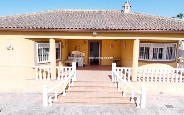 Chalet independiente en venta en Catral, Catral
 photo 4