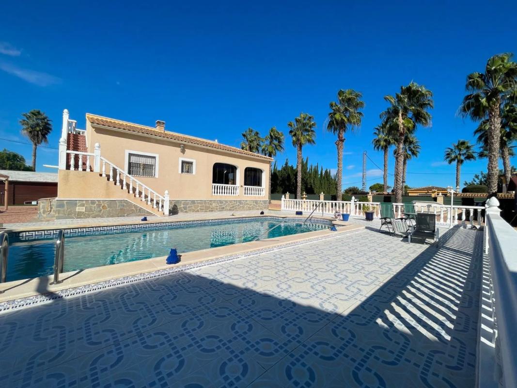 Venta de chalet independiente en Catral, Catral
photo 1