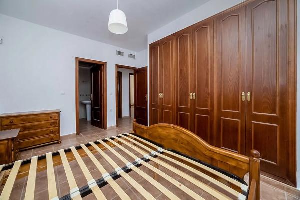 Chalet independiente en venta en Camino Arroba de Hornos, 77, Catral
thumbnail 1