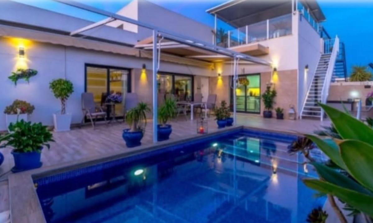 Sale of independent chalet in Daya Nueva, Daya Nueva
photo 3