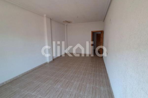 Частный шале на продаже в  Avenida de Almoradí, Дая Нueva photo 3