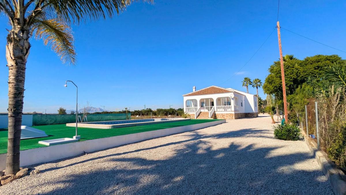 Venta de chalet independiente en Lugar Escorredor, Dolores
photo 3