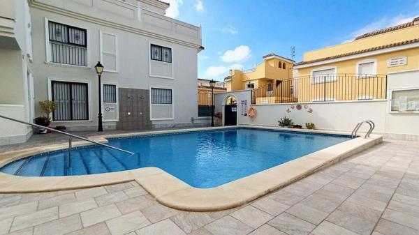 Duplex en venta en Formentera del Segura, Formentera del Segura thumbnail 1