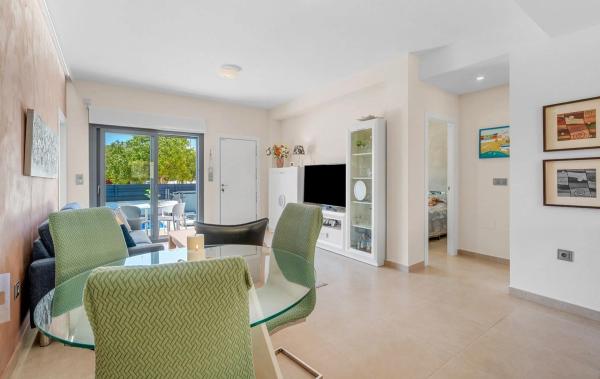 Independent chalet for sale in Avenida Reina Sofia, 7, Formentera del Segura
 photo 4