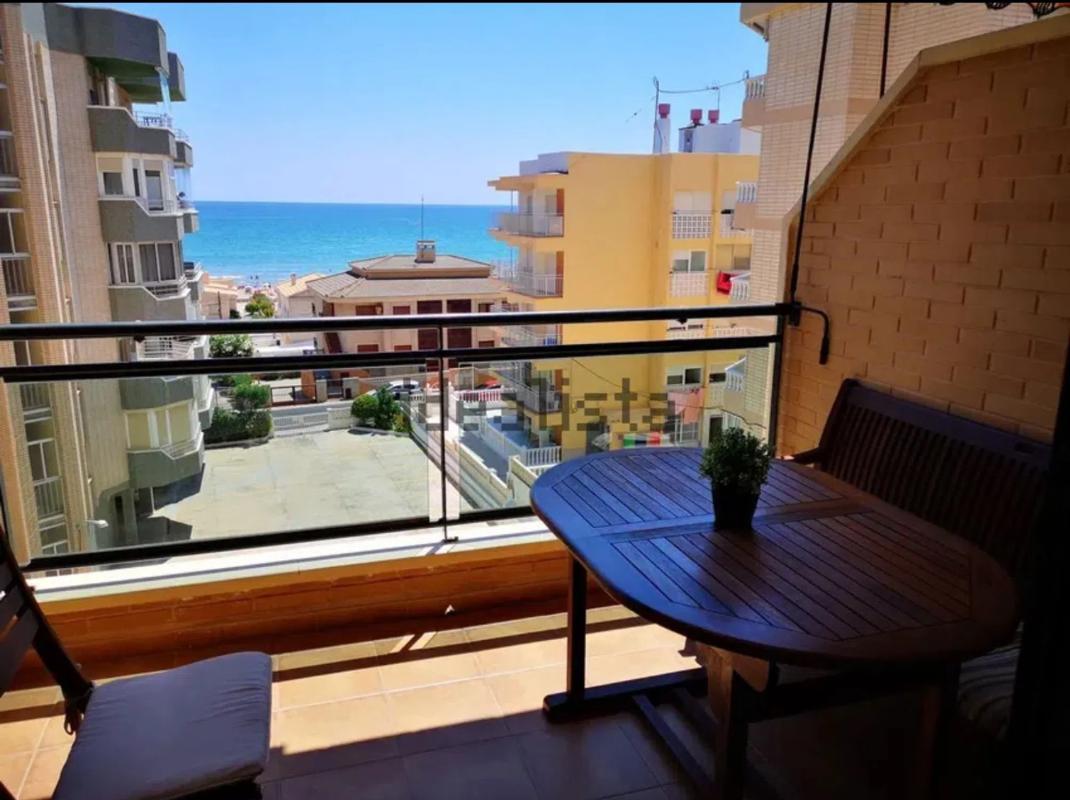 Venta de piso en Calle Puerto Rico, 4, Guardamar del Segura
photo 1
