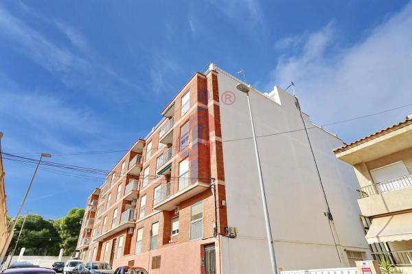 Piso en venta en Calle Garcia Lorca, 30, Guardamar del Segura
 photo 1