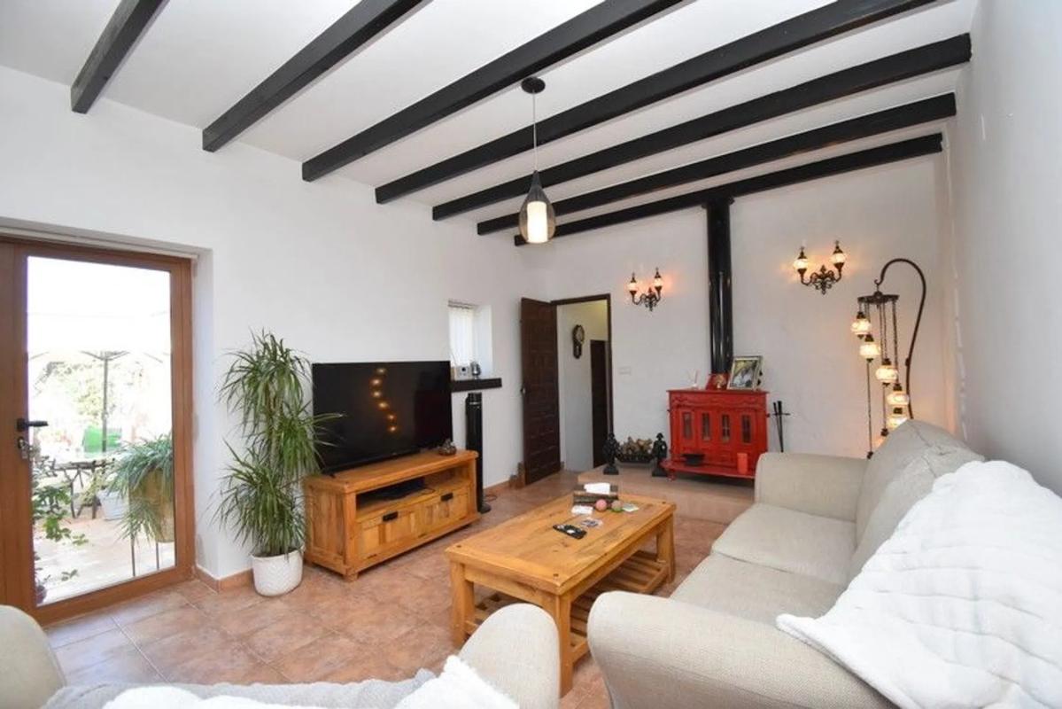 Продажа отдельного шале в Jacarilla, Хаkarilla photo 3