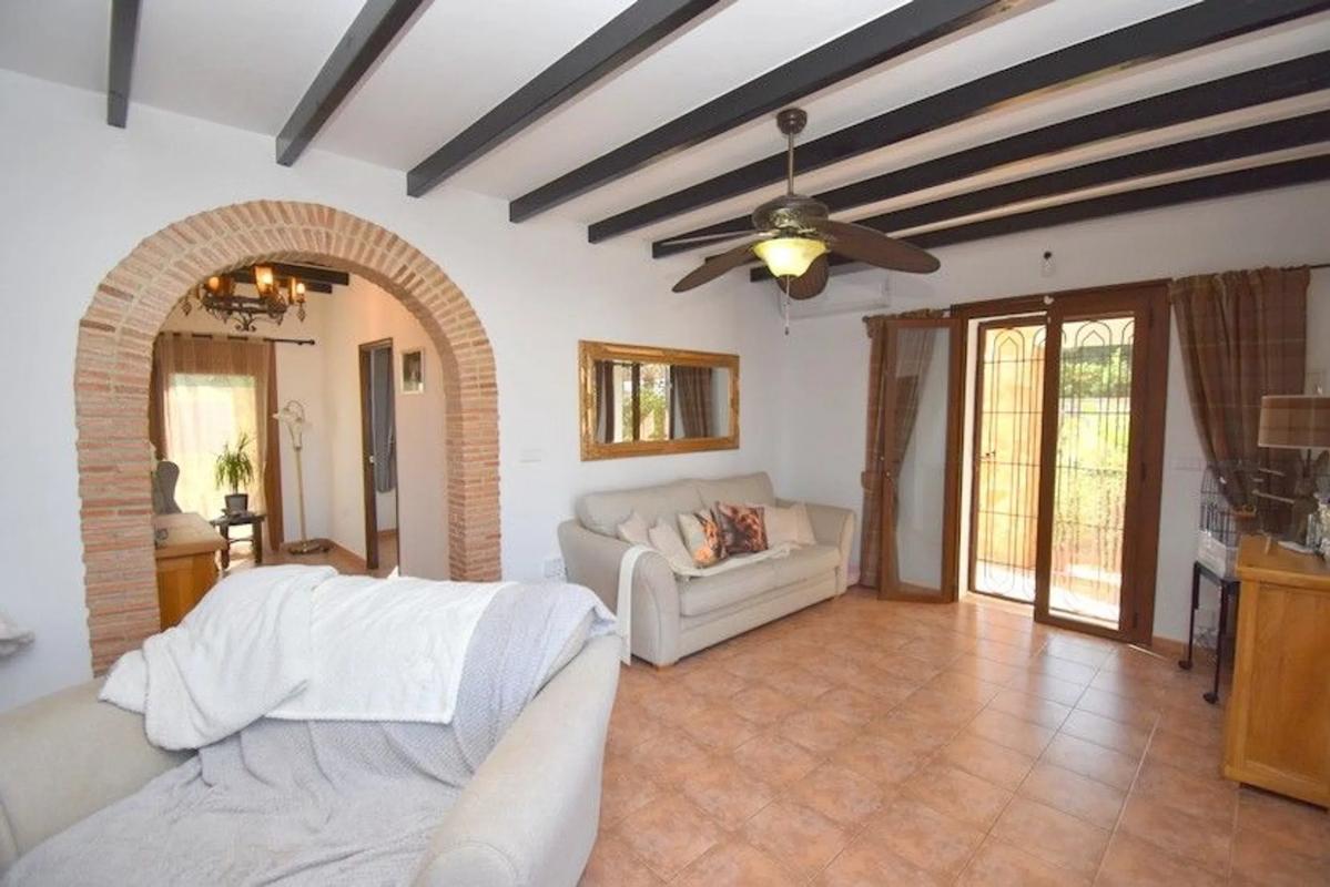 Продажа отдельного шале в Jacarilla, Хаkarilla photo 4